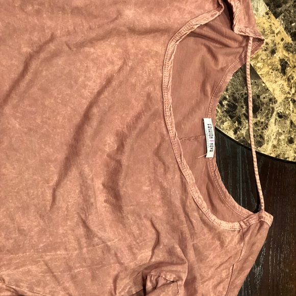 Off the shoulder top - Picture 2 of 3